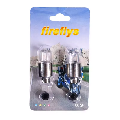 Dimensions 3.8cm et piles bouton incluses